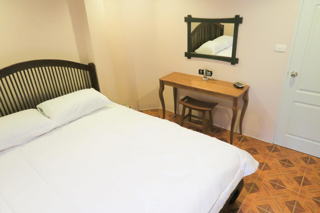 The Grand Palace Hostel Bangkok Quarto foto