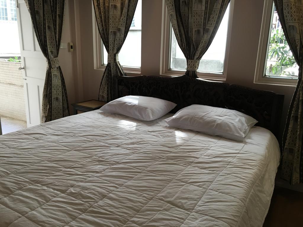The Grand Palace Hostel Bangkok Quarto foto